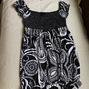 Casual Black & White Dress